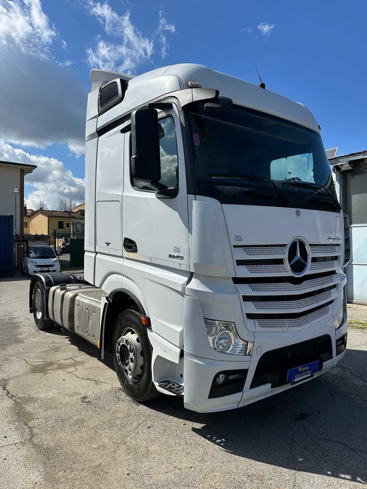 TRATTORE MERCEDES ACTROS 2014 ESAURITO