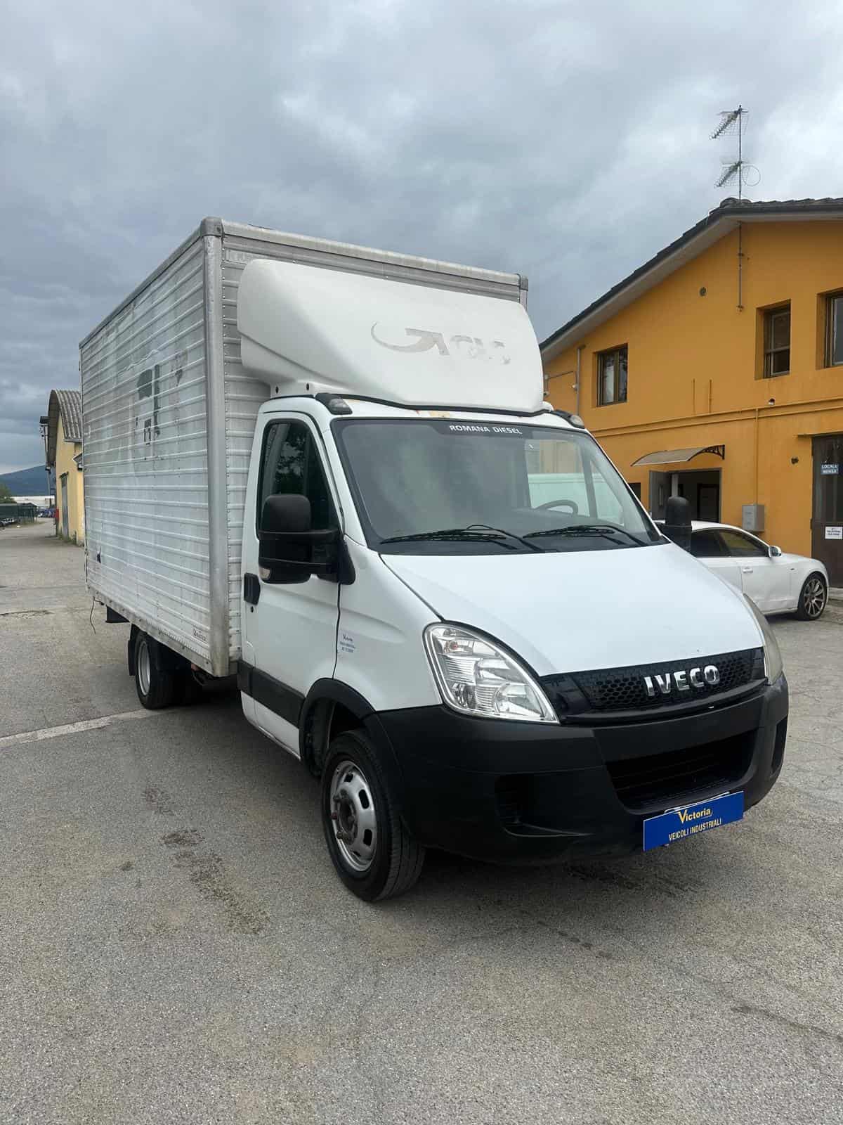 FURGONE IVECO DAILY 2011 ESAURITO