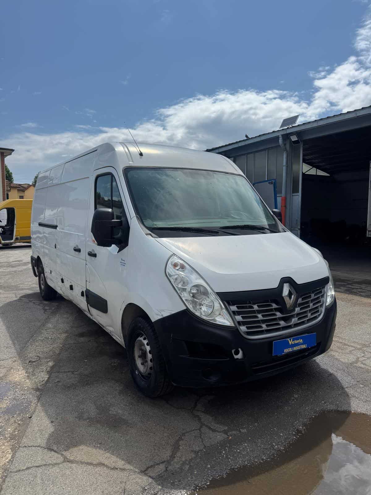 FURGONE RENAULT MASTER 2019 ESAURITO