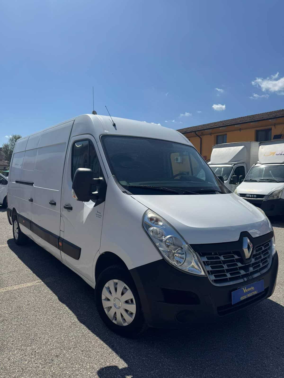 FURGONE RENAULT MASTER 2019 ESAURITO