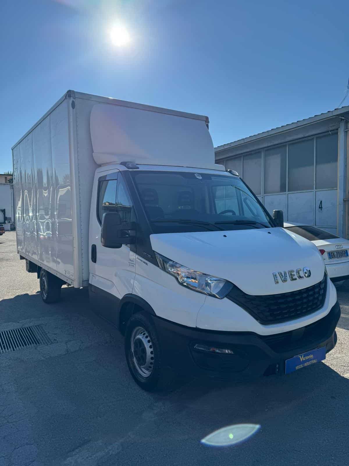 FURGONE IVECO DAILY 2020 SPONDA ESAURITO