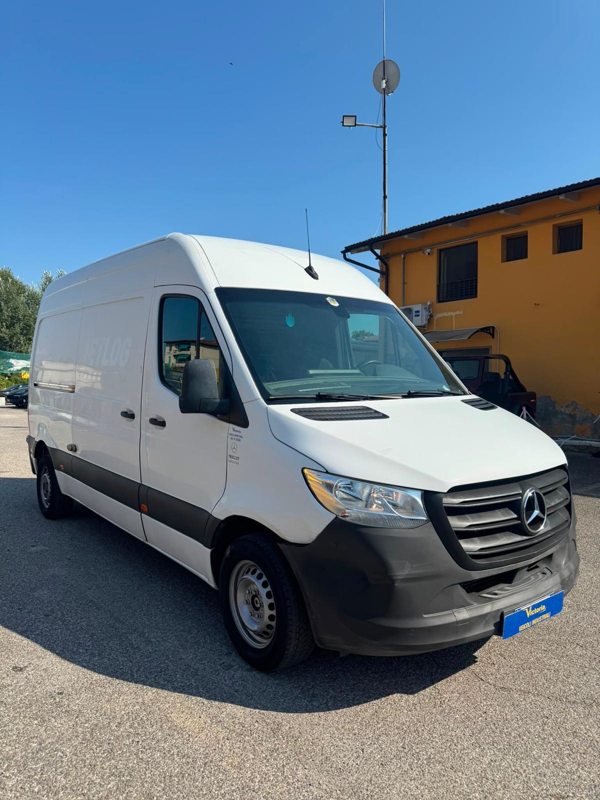 FURGONE MERCEDES SPRINTER 2021